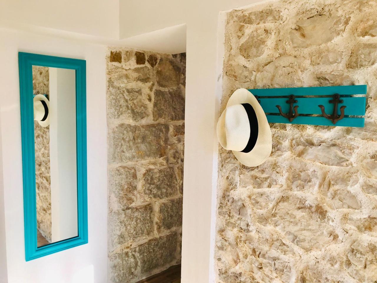 Apartman Bervida Murter Bagian luar foto